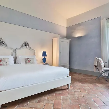 Cantagrillo - Spacious & Private Pool *
